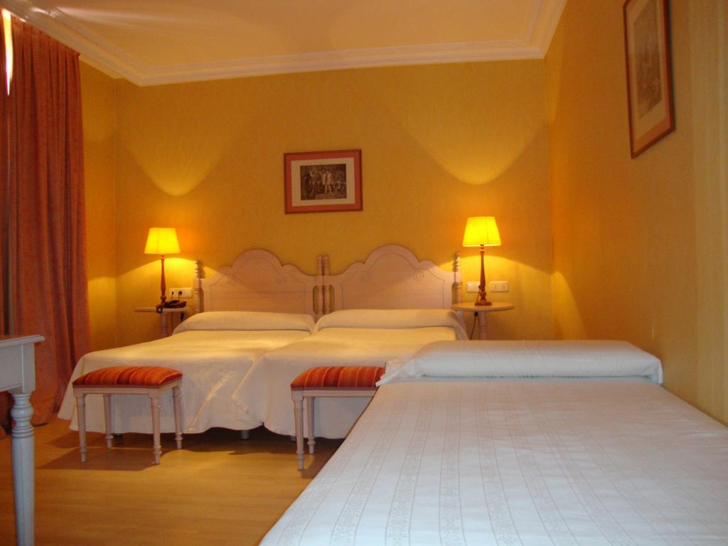 Hotel San Camilo Navarrete Exterior photo