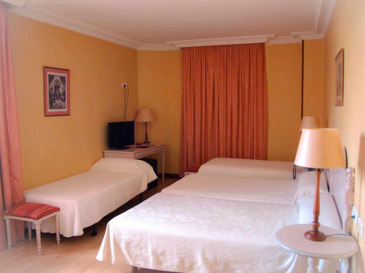 Hotel San Camilo Navarrete Exterior photo